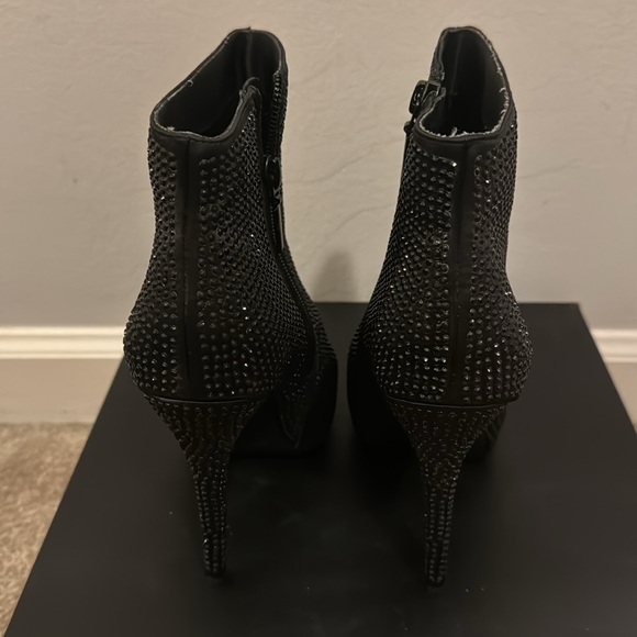 Report Signature Clarkson Crystal Stiletto Bootie - Picture 5 of 8